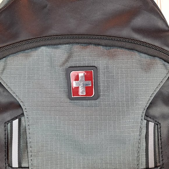 SwissGear Backpack - Picture 3 of 7